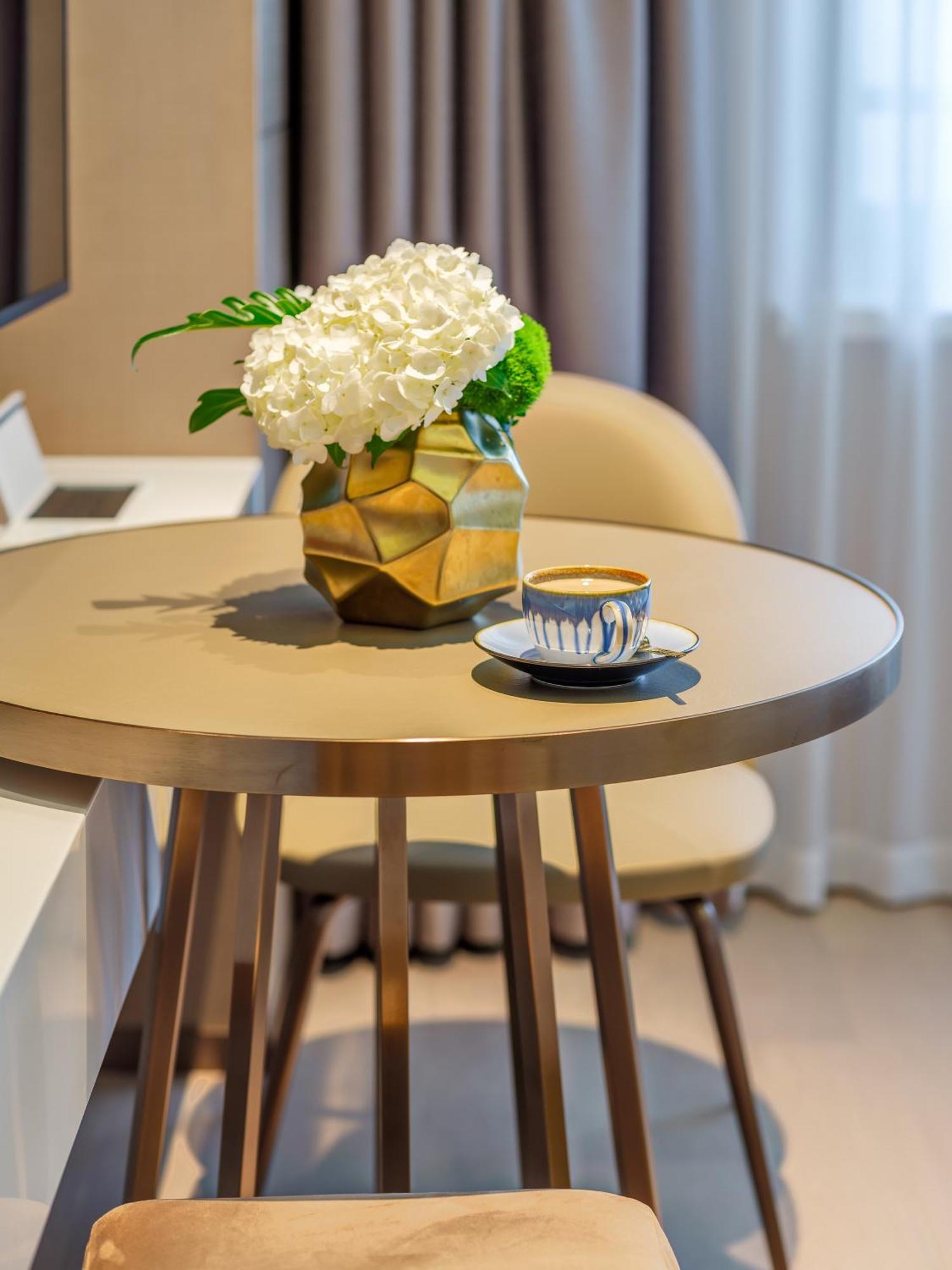 Donghu Collection Hotel Шанхай Екстериор снимка