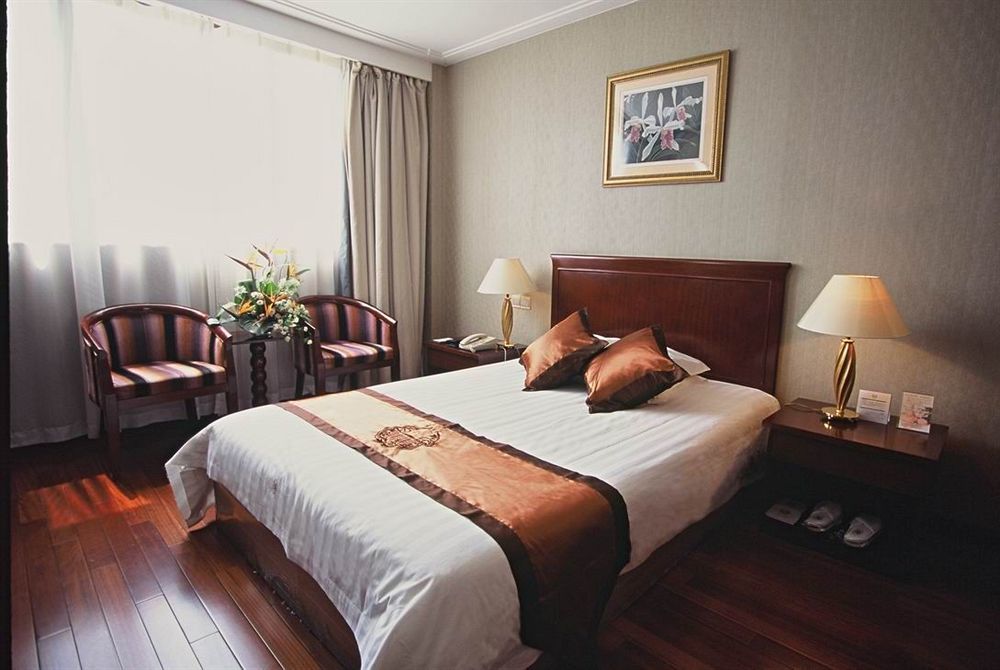 Donghu Collection Hotel Шанхай Екстериор снимка